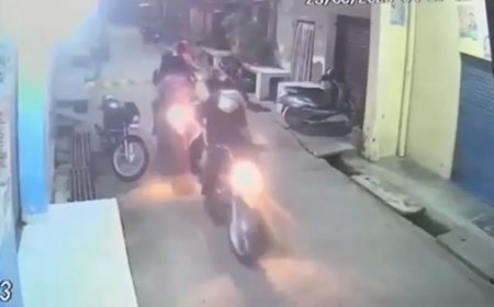 рд░реБрджреНрд░рдкреБрд░ рдореЗрдВ рдирдХрд╛рдмрдкреЛрд╢ рдпреБрд╡рдХреЛрдВ рдХреА рддрд╛рдмрдбрд╝рддреЛрдбрд╝ рдлрд╛рдпрд░рд┐рдВрдЧ, рдкреБрд▓рд┐рд╕ рдиреЗ рд╢реБрд░реВ рдХреА рдЬрд╛рдВрдЪ