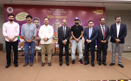 पीएनबी ने एशिया कप 2025 में उत्कृष्टता के लिए हॉकी खिलाड़ियों अभिषेक और सुखजीत को सम्मानित किया