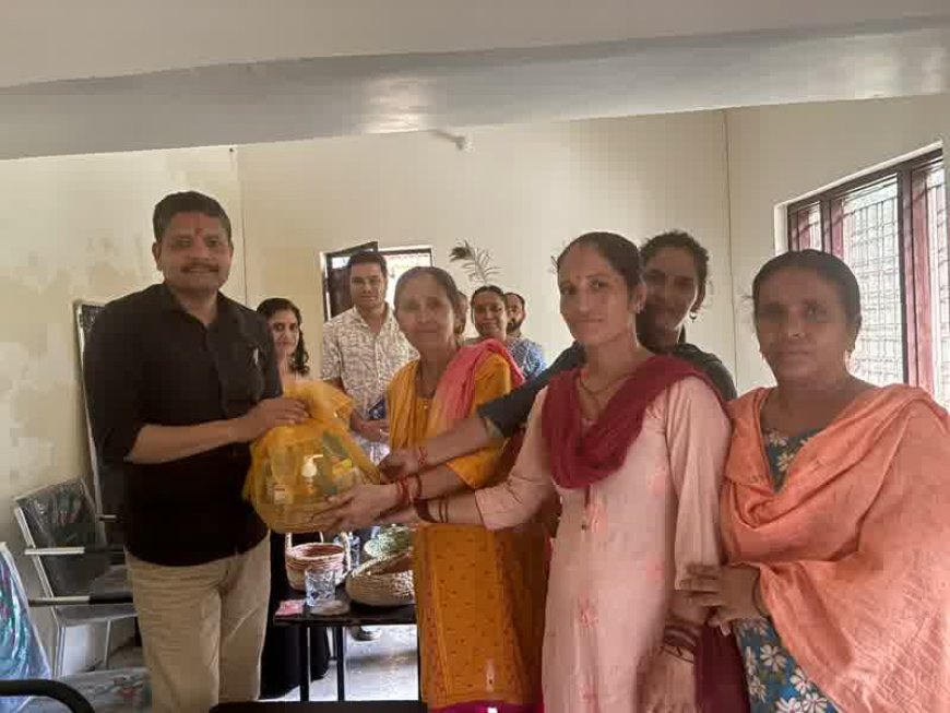 महिलाओं की आत्मनिर्भरता के लिए घट्टूगाड़ में स्वयं सहायता समूह आउटलेट का उद्घाटन