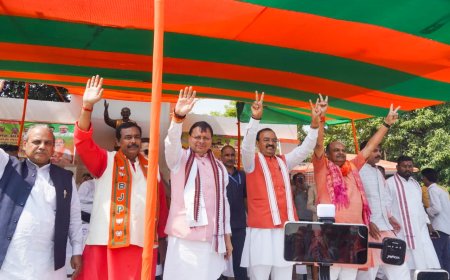 बिहार में सीएम धामी ने आरजेडी और कांग्रेस पर साधा निशाना