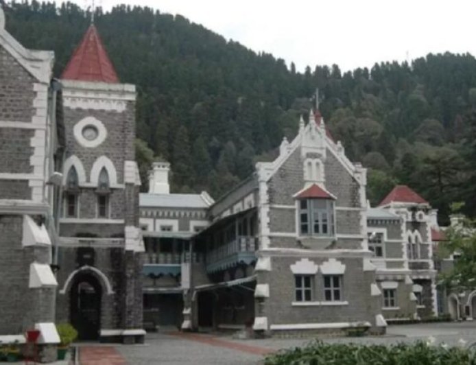 देहरादून- SSC परीक्षा में चीटिंग की हाई-टेक कोशिश करते पकड़ाया ‘मुन्ना भाई’: बाथरूम जाने का बहाना, ब्लूटूथ से नकल की साजिश हुई नाकाम, एक अभ्यर्थी गिरफ्तार—दो और रडार पर,कड़े कानून के तहत केस दर्ज