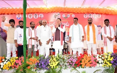 सीएम धामी ने मदनपल्ली में पूर्व प्रधानमंत्री अटल बिहारी वाजपेयी की प्रतिमा अनावरण कार्यक्रम में प्रतिभाग किया