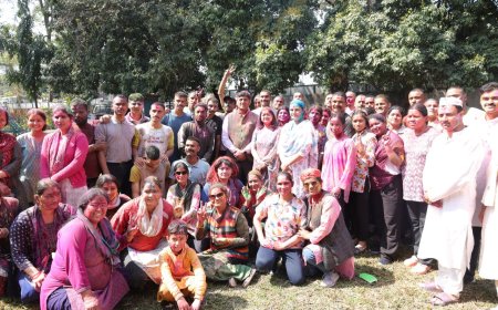 *दून पुलिस परिवार के साथ एसएसपी दून ने मनाया खुशियों एवं रंगो का त्यौहार होली।*