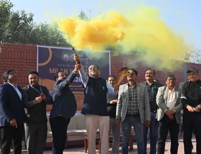 जिज्ञासा यूनिवर्सिटी में होली मिलन समारोह का आयोजन