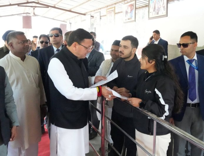  राज्य आंदोलनकारियों के आश्रितों अभ्यर्थियों ने मुख्यमंत्री धामी को ज्ञापन सौंप कर लगाई गुहार , 55 पदों का परिणाम रोके जाने पर शासन से हस्तक्षेप की मांग।