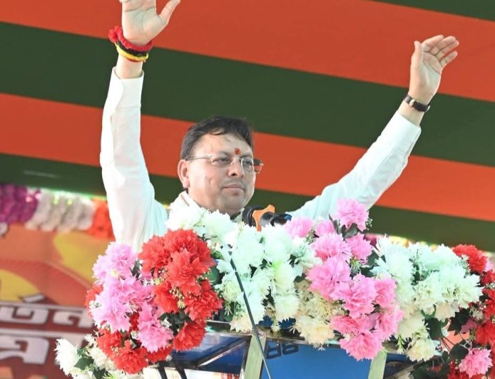 धामी सरकार की पहल, प्रदेश भर में सरकारी आवासों के पुनर्निर्माण और नए निर्माण की योजना तेज