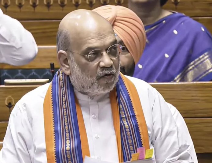 दिल्ली: नक्सलवाद समाप्ति और आदिवासियों अधिकारों पर संसद में गरमागरम बहस, अमित शाह ने साझा की उपलब्धियाँ