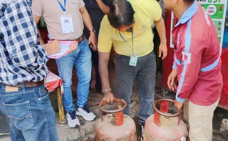 डीएम ने क्यूआरटी अलर्ट जारी किया; घरेलू गैस के अवैध उपयोग पर 16 सिलेंडर जब्त
