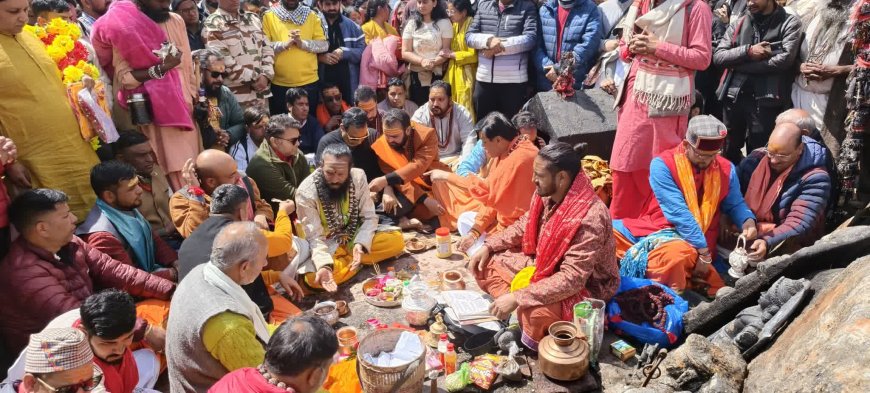 केदारनाथ धाम के भकुंट भैरव नाथ मंदिर के कपाट का विधिवत उद्घाटन