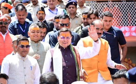 उत्तराखंड: मुख्यमंत्री पुष्कर सिंह धामी ने डोल आश्रम में 1100 कन्याओं का पूजन किया