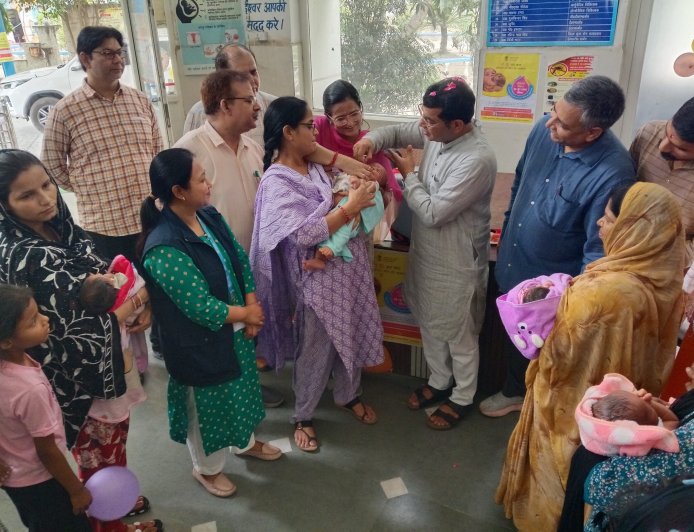 रुद्रपुर में राष्ट्रीय पल्स पोलियो अभियान-2026 का सफल शुभारंभ, नौ जोनों में टीकाकरण शुरु