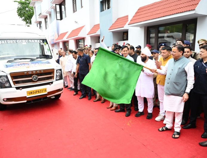 टनकपुर से कैलाश मानसरोवर के प्रथम दल को सीएम पुष्कर धामी ने दी हरी झंडी